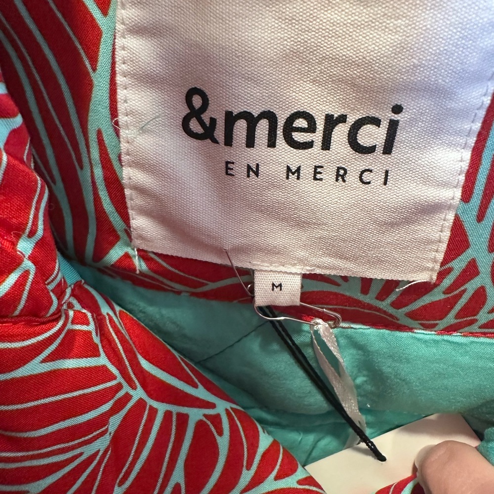 Red and Teal Patterned Spring Vest - Picture 10 of 11